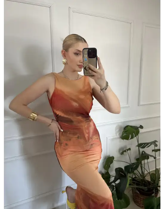 Fabie Sırt Dekolteli Uzun Drapeli Elbise