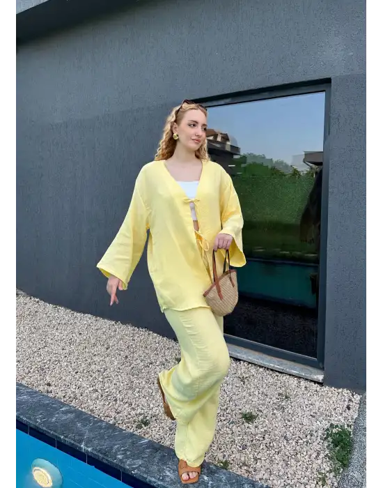 Ferina Pastel Sarı Muslin Ön Bağlamalı Kimono Takım