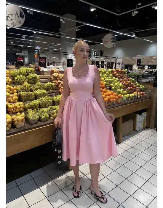Fiona Pembe Kurdele Detay Korseli Midi Boy Elbise