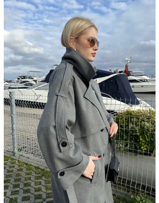 Leora Apolet Detay Uzun Kuşaklı Trençkot