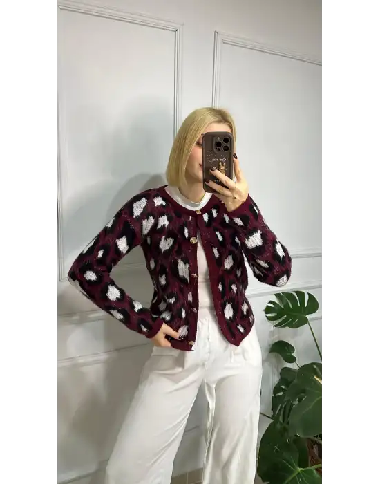 Lina Bordo Gold Düğmeli Leopar Yumoş Triko Hırka