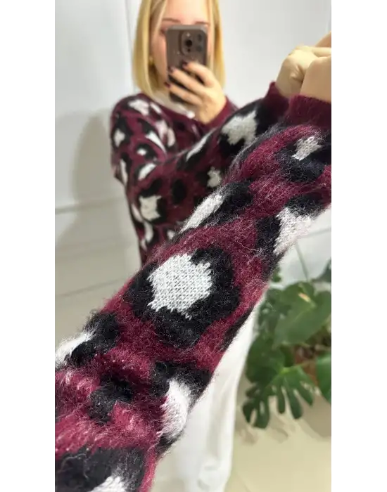 Lina Bordo Gold Düğmeli Leopar Yumoş Triko Hırka