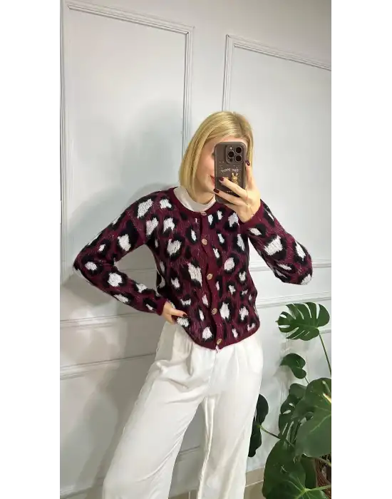 Lina Bordo Gold Düğmeli Leopar Yumoş Triko Hırka