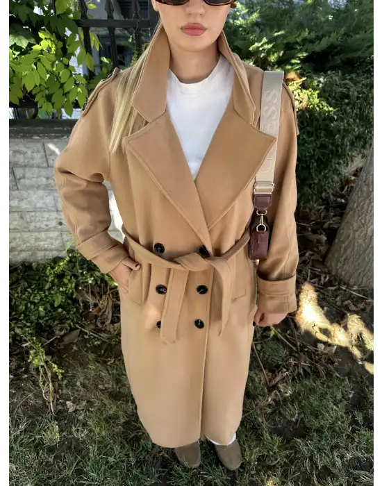 Mauro Taba Düğme Detaylı Premium Kaban