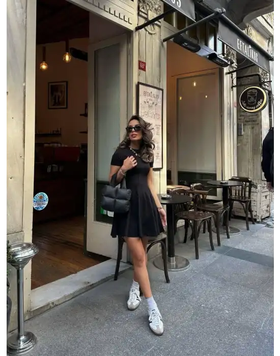 Mireva Siyah Volanlı Kısa Kol Modal Elbise