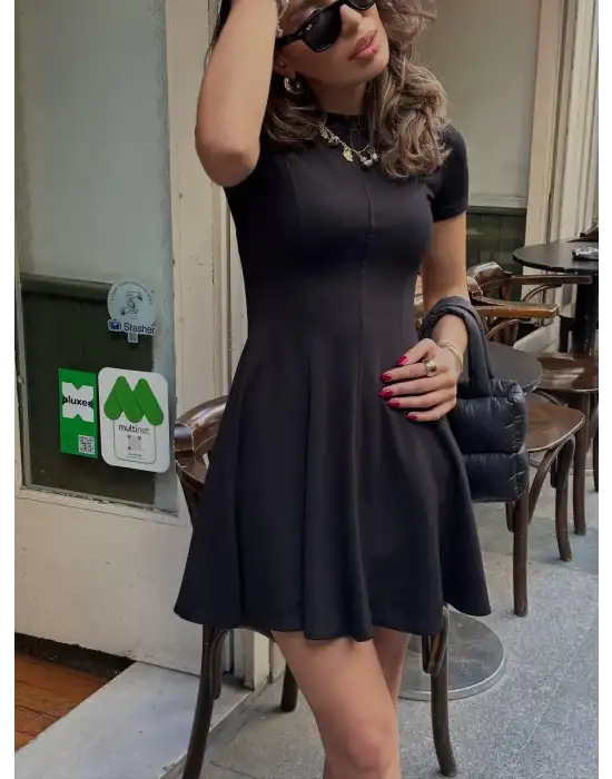 Mireva Siyah Volanlı Kısa Kol Modal Elbise