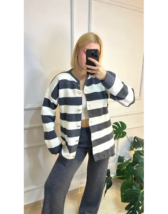 Perida Gri Gold Düğmeli Çizgili Hırka/Pantolon İkili Takım