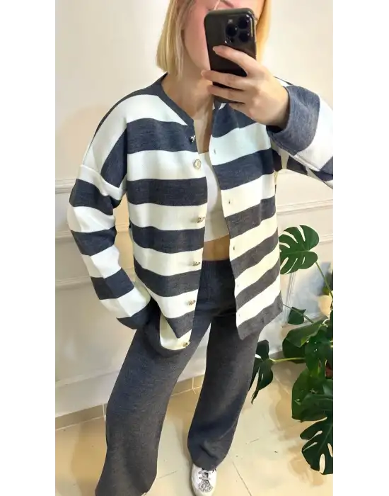 Perida Gri Gold Düğmeli Çizgili Hırka/Pantolon İkili Takım