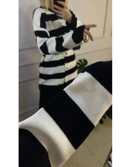 Perida Lacivert Gold Düğmeli Çizgili Hırka/Pantolon İkili Takım