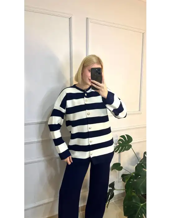 Perida Lacivert Gold Düğmeli Çizgili Hırka/Pantolon İkili Takım