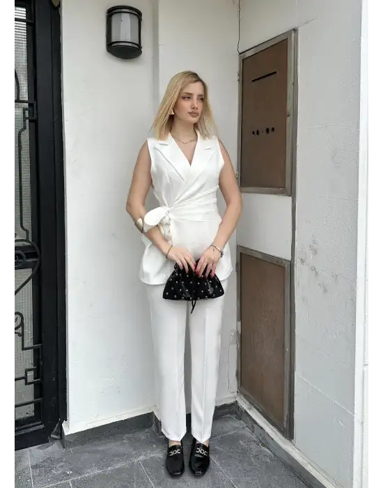 Reneta Beyaz Belden Bağlamalı Yelek Pantolon Takım