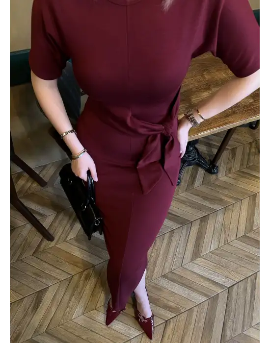 Roselin Bordo Belden Bağlamalı Midi Boy Esnek Elbise
