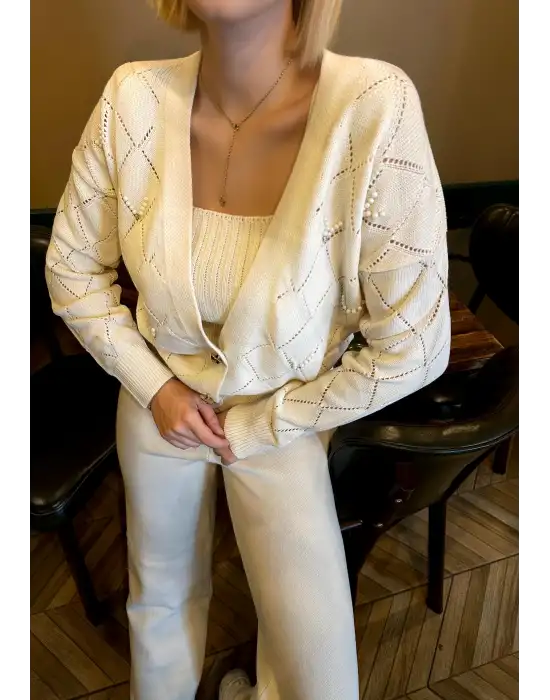 Sally Bej İncili 3lü Triko Takım