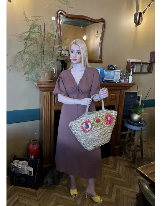 Vayla Kahve Müslin Kumaş Bağlama Detaylı Elbise