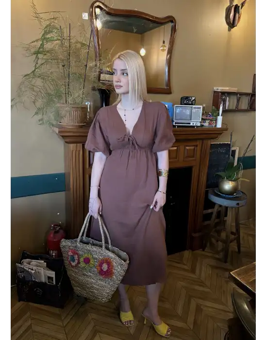 Vayla Kahve Müslin Kumaş Bağlama Detaylı Elbise