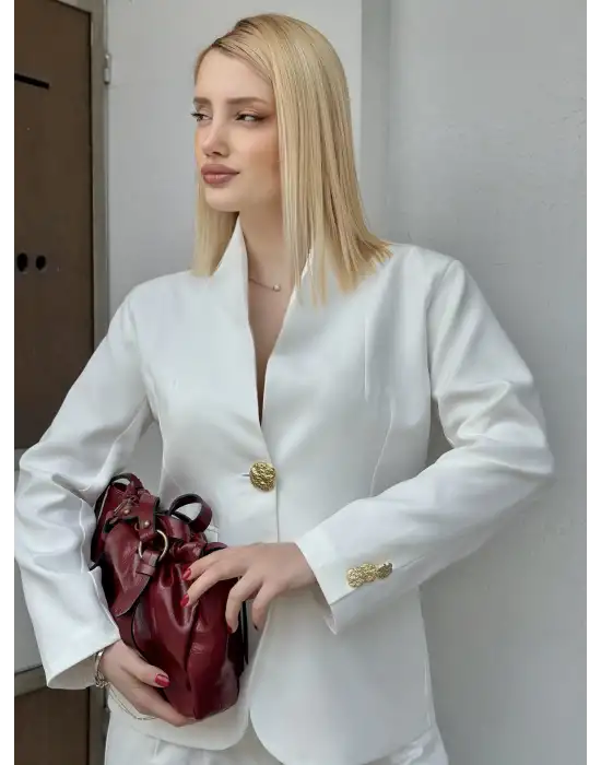 Velvet Beyaz Gold Büyük Tek Düğmeli İç Astarlı Beyaz Blazer Ceket