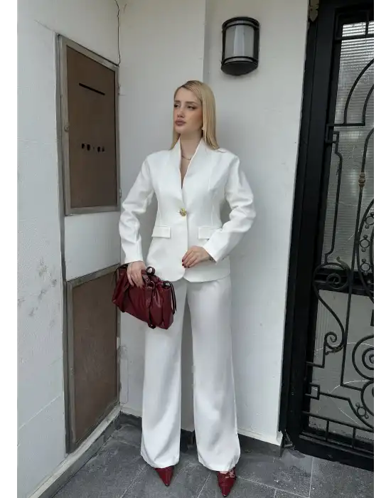 Velvet Beyaz Gold Büyük Tek Düğmeli İç Astarlı Beyaz Blazer Ceket