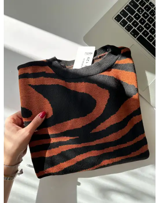 Zenya Kahverengi Zebra Desen Triko Kazak