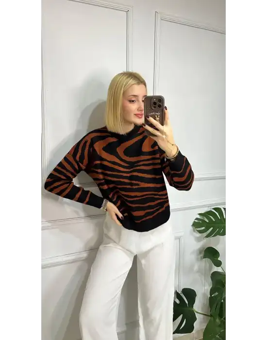 Zenya Kahverengi Zebra Desen Triko Kazak