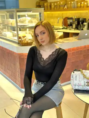 Siyah Dantel Detay Esnek Kaşmir Transparan Bluz