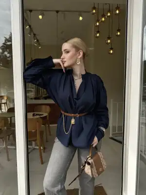 Dik Yaka Oversize Pileli Laci Gömlek