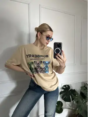 Burbe Bej Ayıcık Baskılı %100 Pamuk Orijinal Marka Etiketli Oversize Tshirt