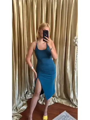 Doria Yırtmaç Detay Elbise