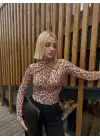 Holly Sütlü Leopar Drapeli Bluz