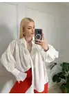 Soleil Beyaz Fırfırlı Volanlı Gömlek