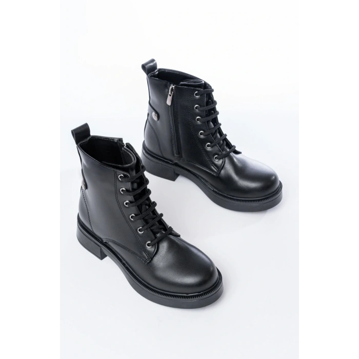 02-2003 Siyah Bağcıklı Fermuarlı Günlük Kadın Bot