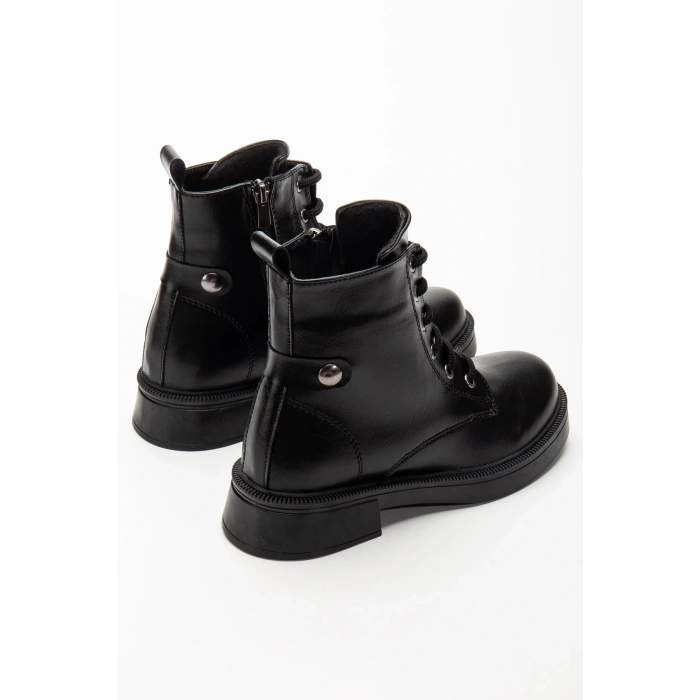 02-2003 Siyah Kırışık Rugan Bağcıklı Fermuarlı Günlük Kadın Bot