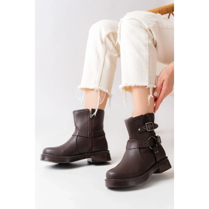 02-2013 Kahverengi Toka Aksesuarlı Fermuarlı Günlük Kadın Bot