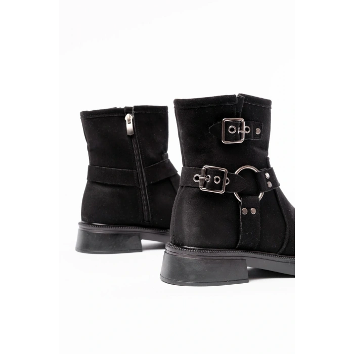 02-2013 Siyah Süet Toka Aksesuarlı Fermuarlı Günlük Kadın Bot