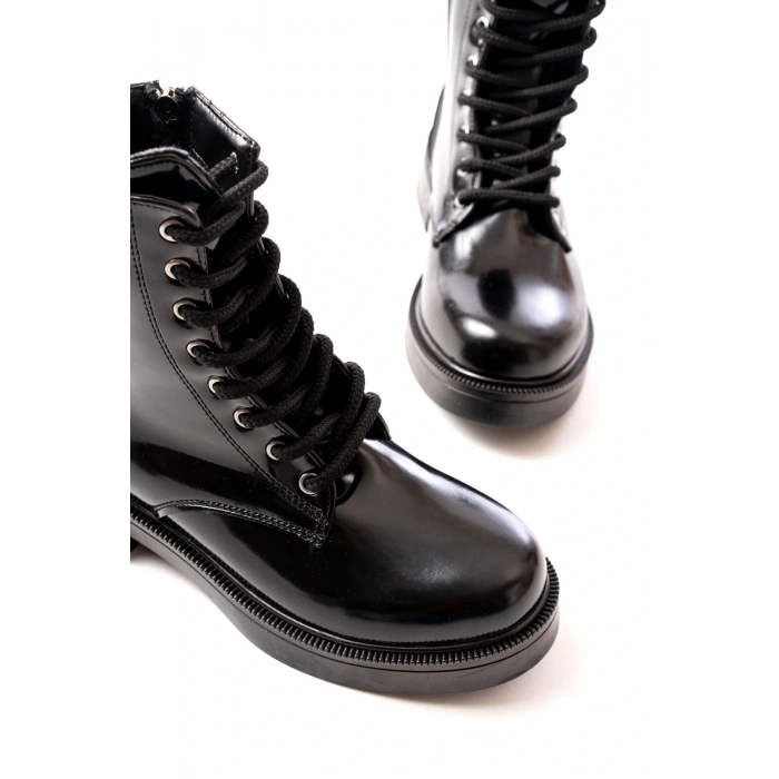 02-356 Siyah Rugan Düz Topuklu Bağcıklı Fermuarlı Günlük Kadın Bot