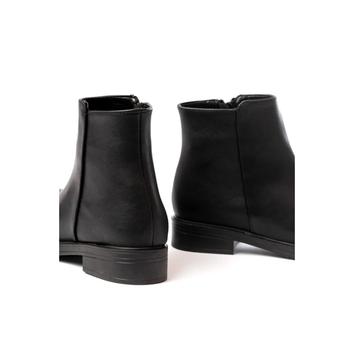 165-204 Siyah Fermuarlı Günlük Kadın Bot