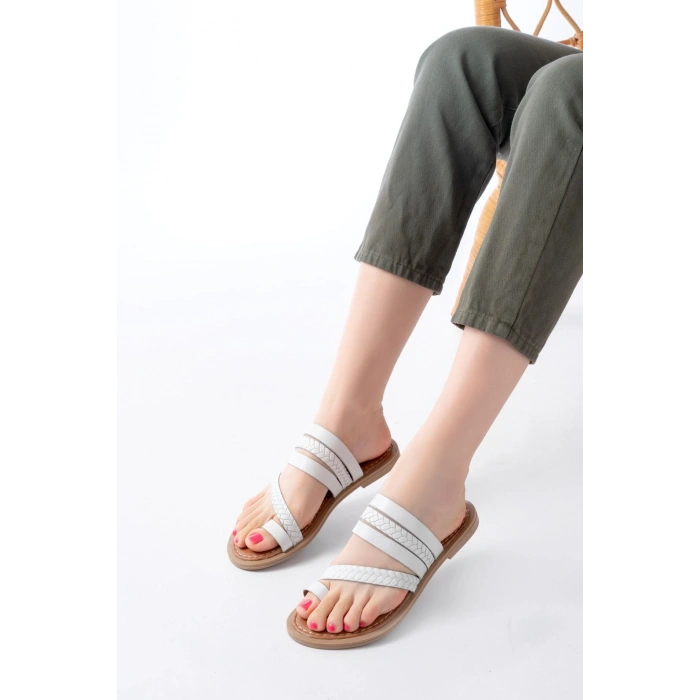 169-160 Beyaz  Örgülü Ortopedik Taban Parmak Arası Hakiki Deri Kadın Terlik