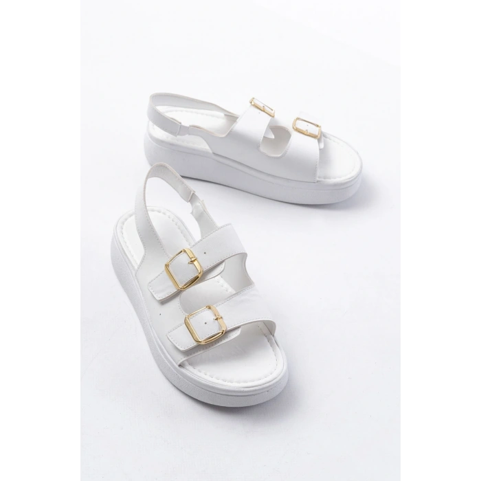 24413-572 Beyaz Günlük Dolgu Topuk Toka Aksesuarlı Kadın Sandalet