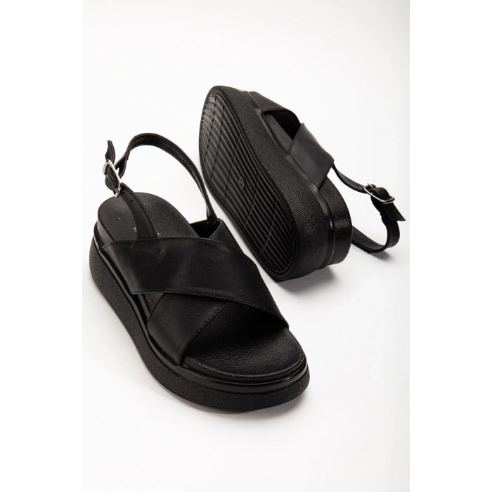 24422-1164 Siyah Dolgu Topuk Kadın Sandalet