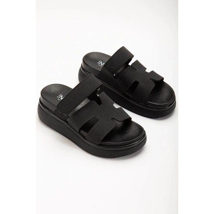 24422-HERMES Siyah Dolgu Topuk Kadın Sandalet