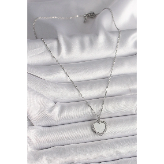 316L Çelik Gümüş Renk Zincir Zirkon Taşlı Beyaz Mineli Kalp Model Kadın Kolye