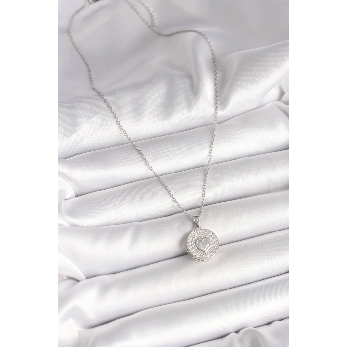 316L Çelik Gümüş Renk Zincir Zirkon Taşlı Kalp İşlemeli Madalyon Model Kadın Kolye
