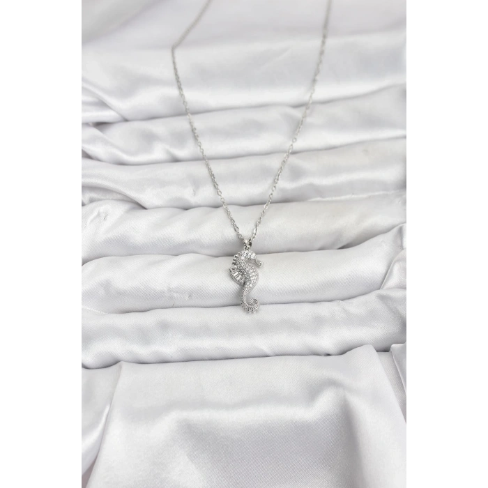 316L Çelik Zincir Gümüş Renk Deniz Atı Model Zirkon Taşlı Kadın Kolye