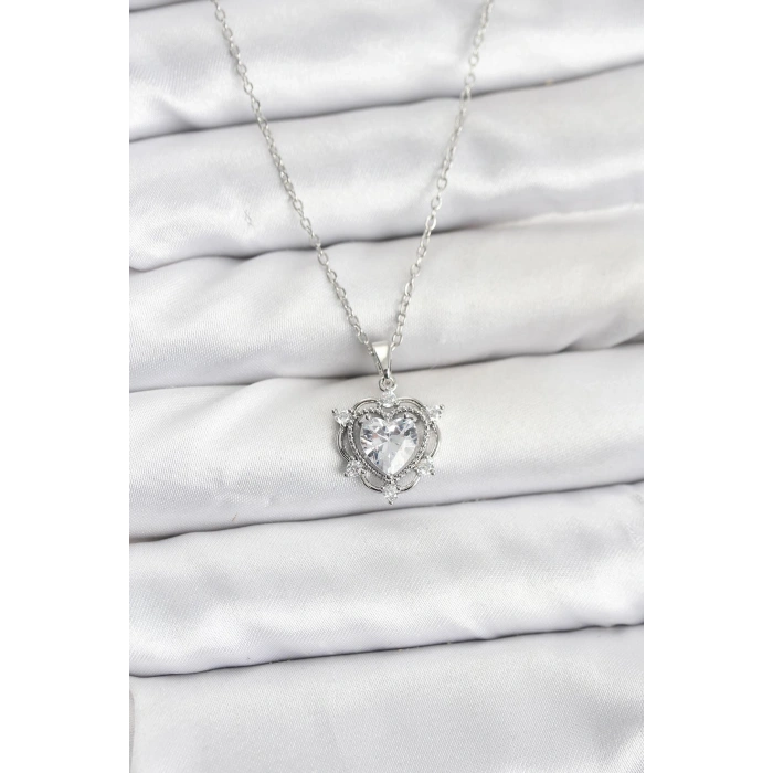 316L Çelik Zincir Gümüş Renk Kalp Model Zirkon Taşlı Kadın Kolye