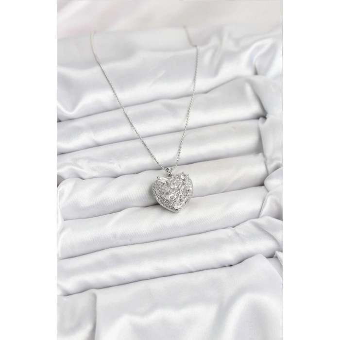 316L Çelik Zincir Gümüş Zirkon Taşlı Kalpli Kadın Kolye