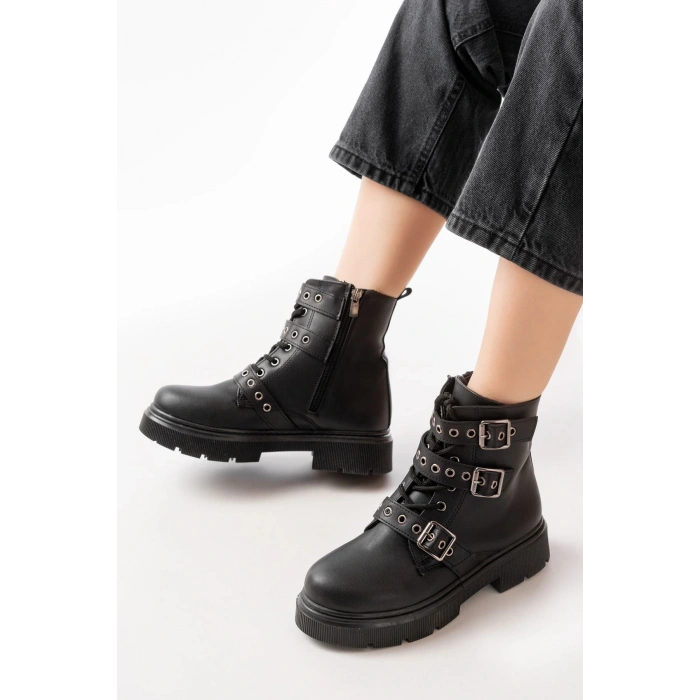 508-3039 Siyah Toka Aksesuarlı Fermuarlı  Günlük Kadın Bot