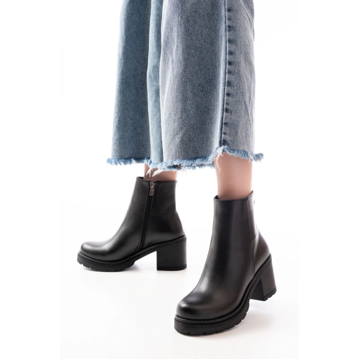 767-3020 Siyah Fermuarlı Kalın Topuklu Günlük Kadın Bot