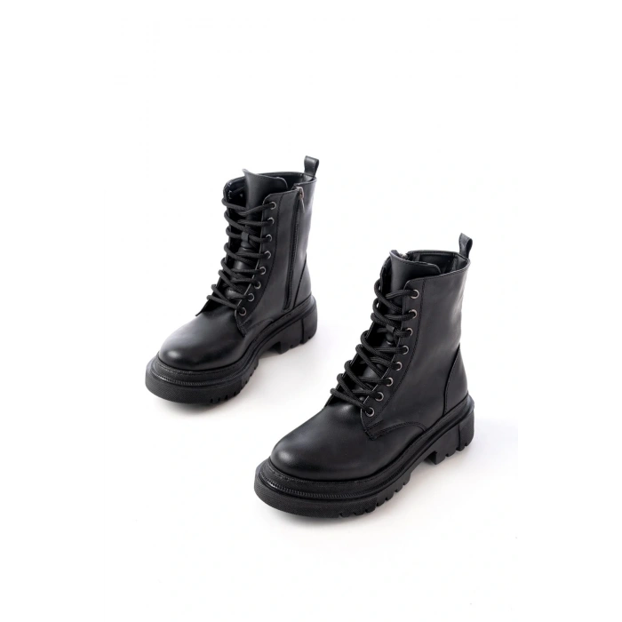 812-356 Siyah Bağcıklı Fermuarlı Günlük Kadın Bot