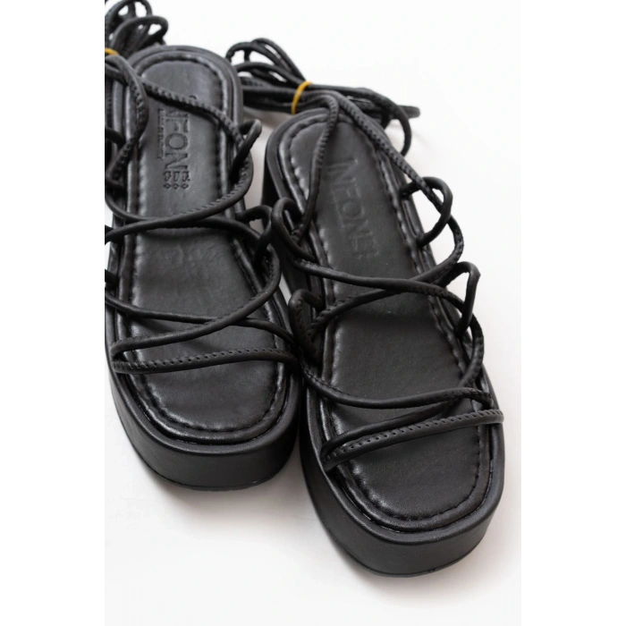 861-1021 Siyah Dolgu Kadın Sandalet