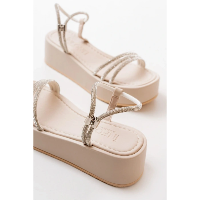 861-1100 Bej Günlük Gümüş Taşlı Dolgu Kadın Sandalet