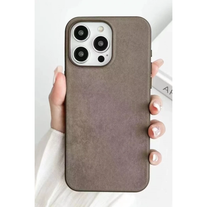 Apple iPhone 15 Pro Kılıf Karen Magsafe Kapak - Kahverengi
